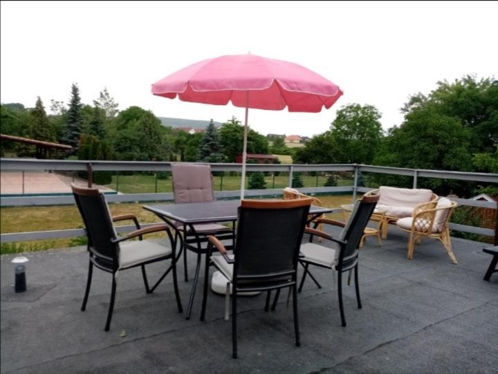 Thefi Vendeghaz Apartment Zanka Luaran gambar