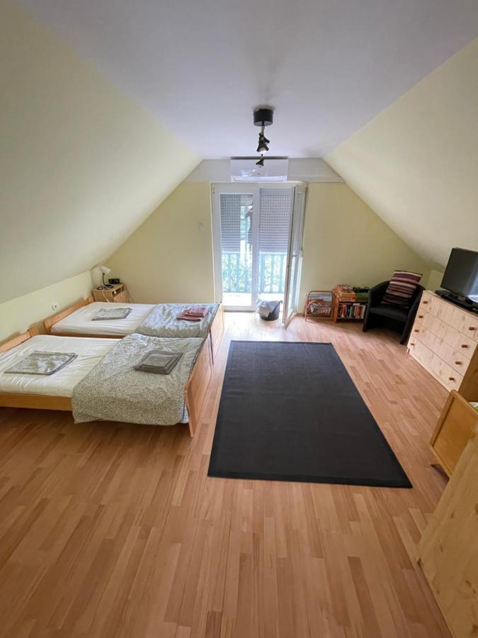 Thefi Vendeghaz Apartment Zanka Luaran gambar